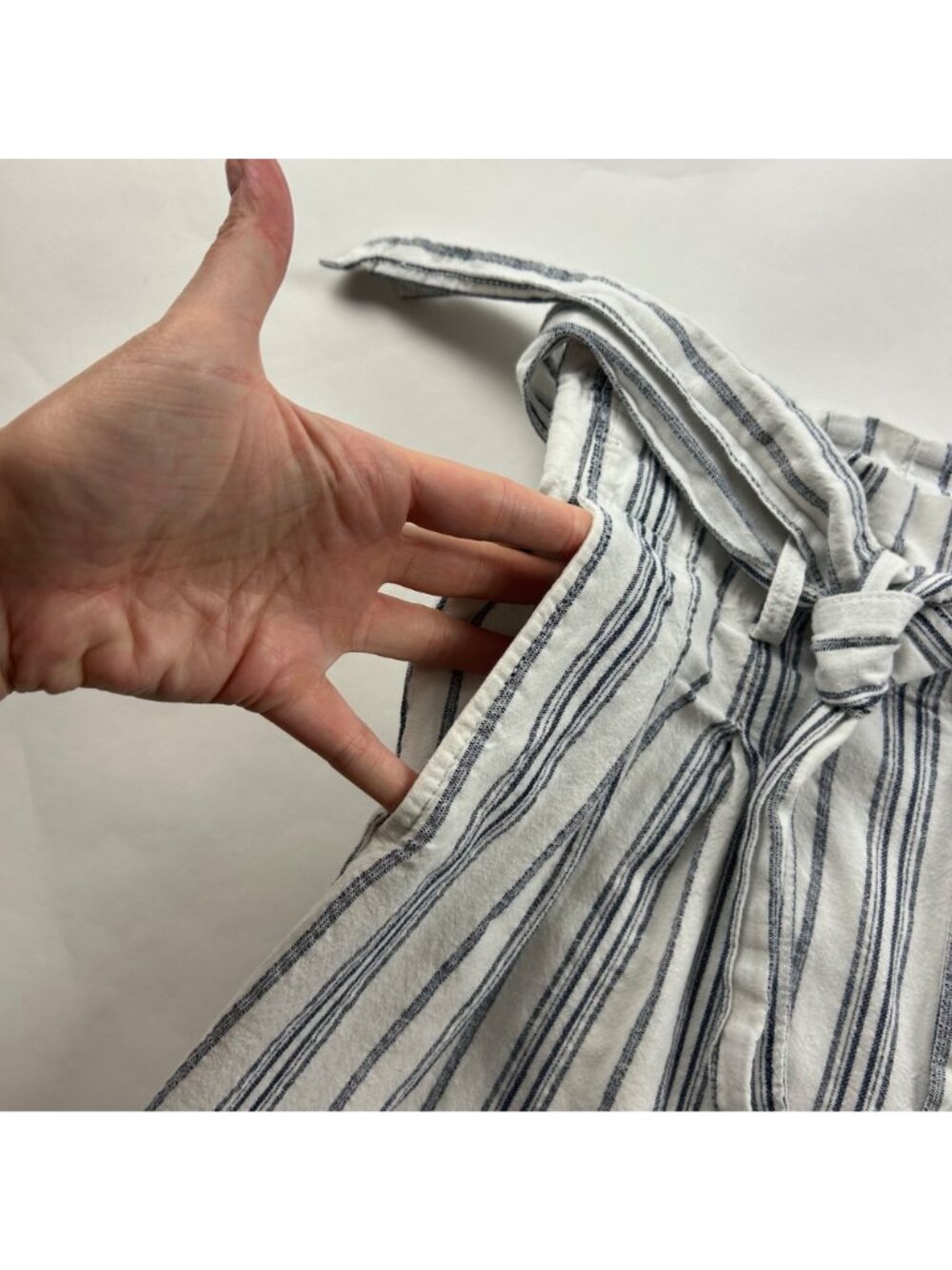 Madewell White Blue Stripe Linen High Rise Belted Ankle Pant 6 - Picture 3 of 7